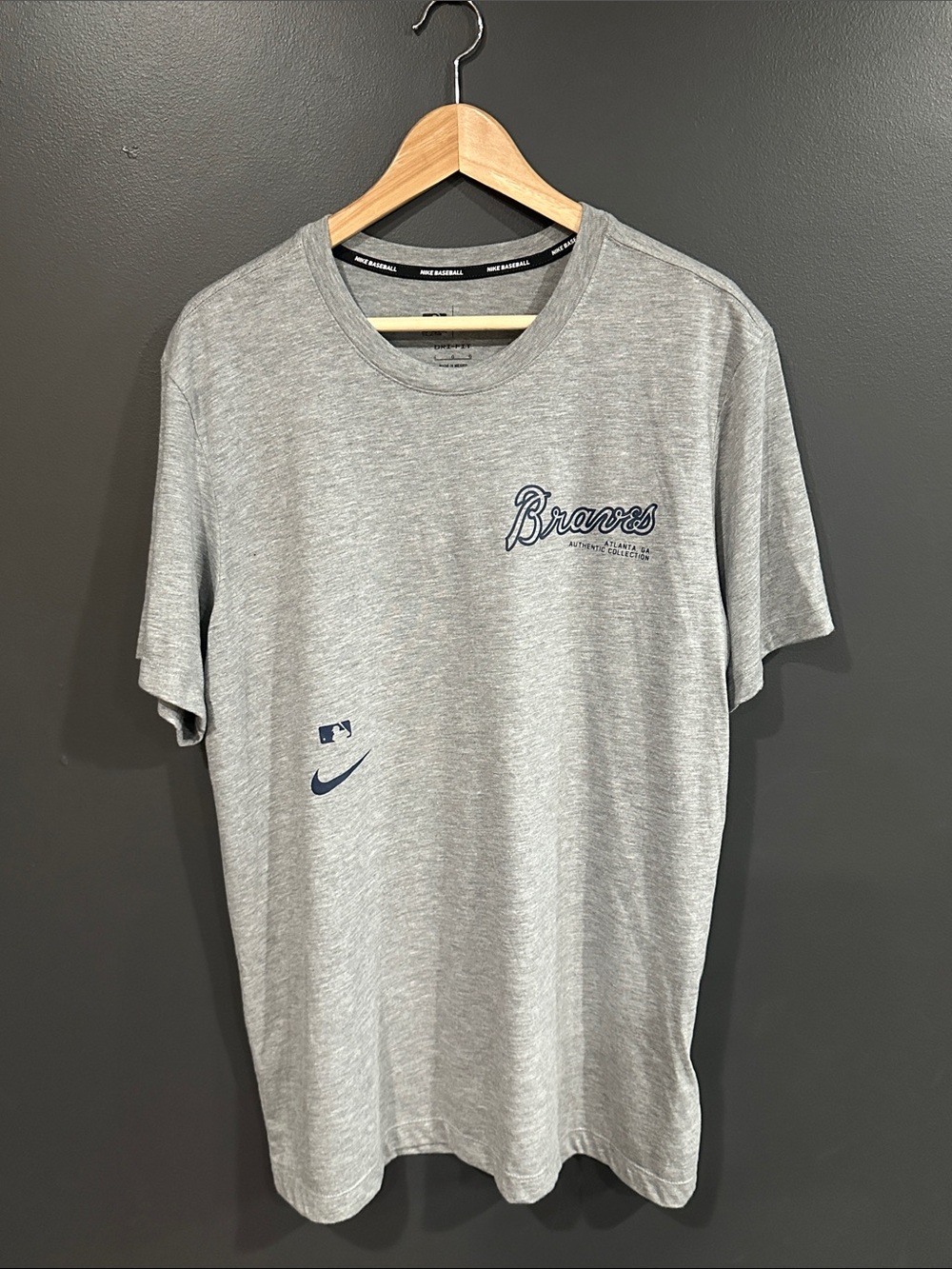Atlanta Braves Graphic Tee - Grey Large